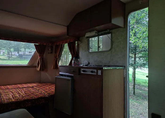 Le Lievre Et La Tortue * La Chaise-Beaudouin